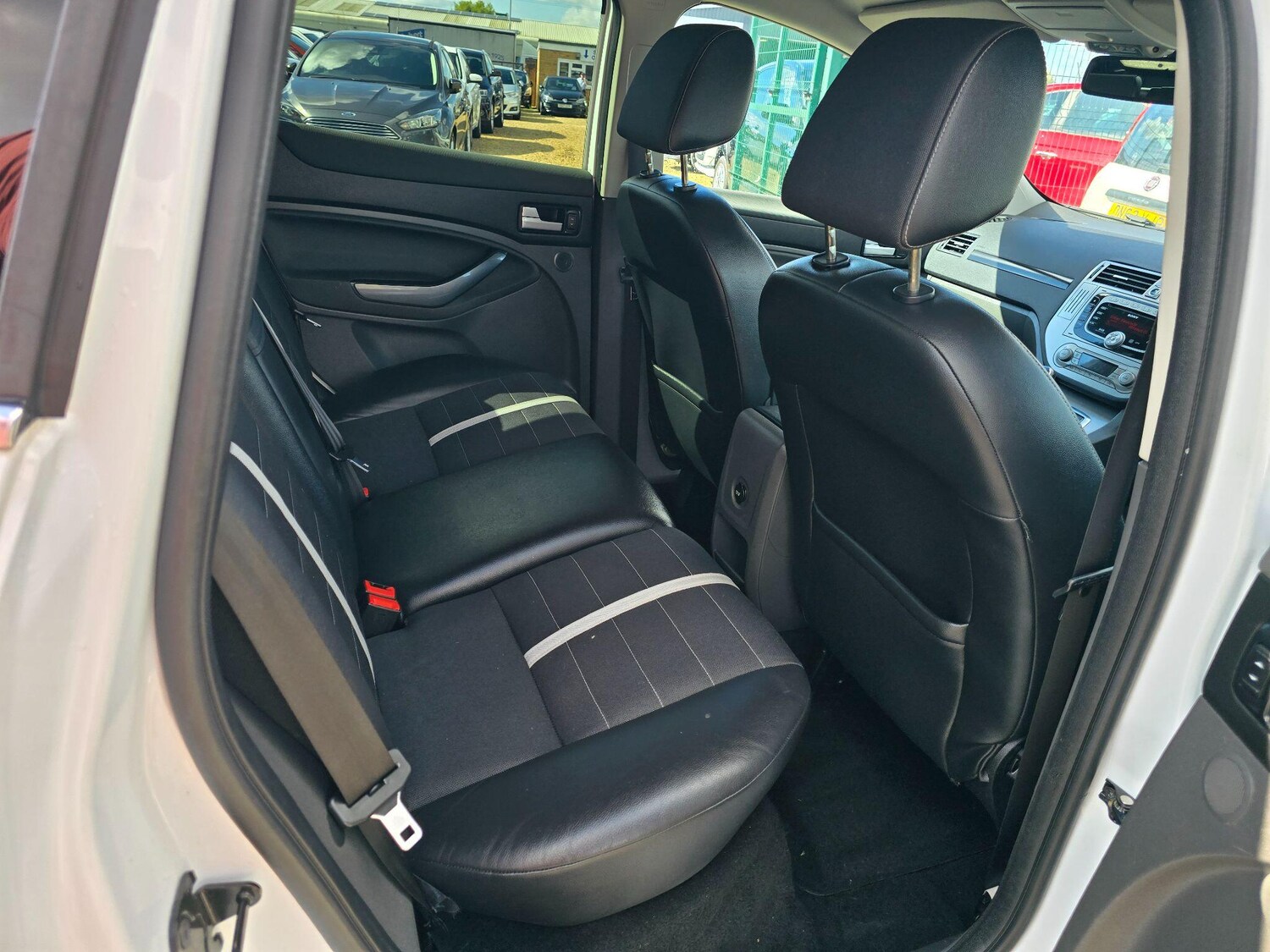 Used Ford Kuga 2010 for sale - 76703679: Photo 12