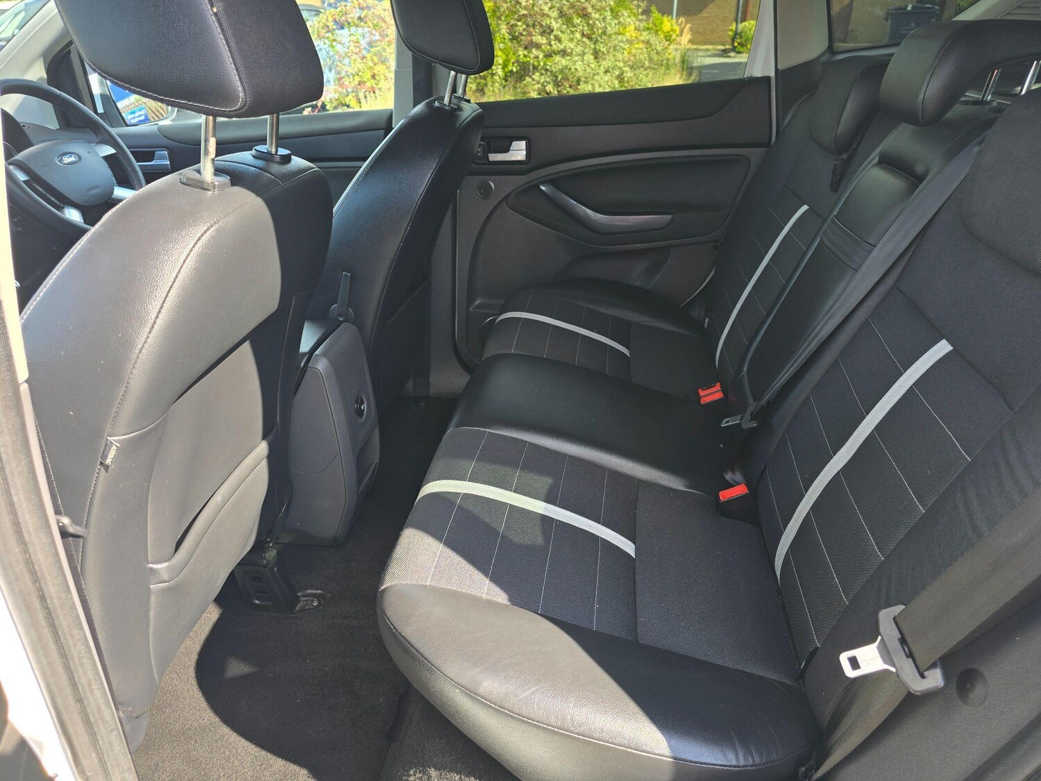 Used Ford Kuga 2010 for sale - 76703679: Photo 14