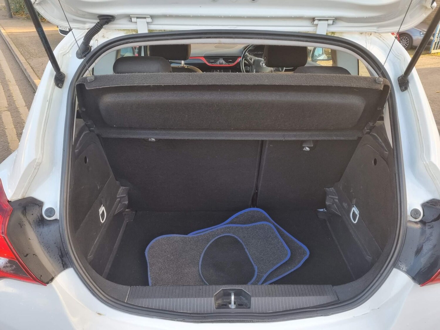 Used Vauxhall Corsa 2016 for sale - 76703693: Photo 10