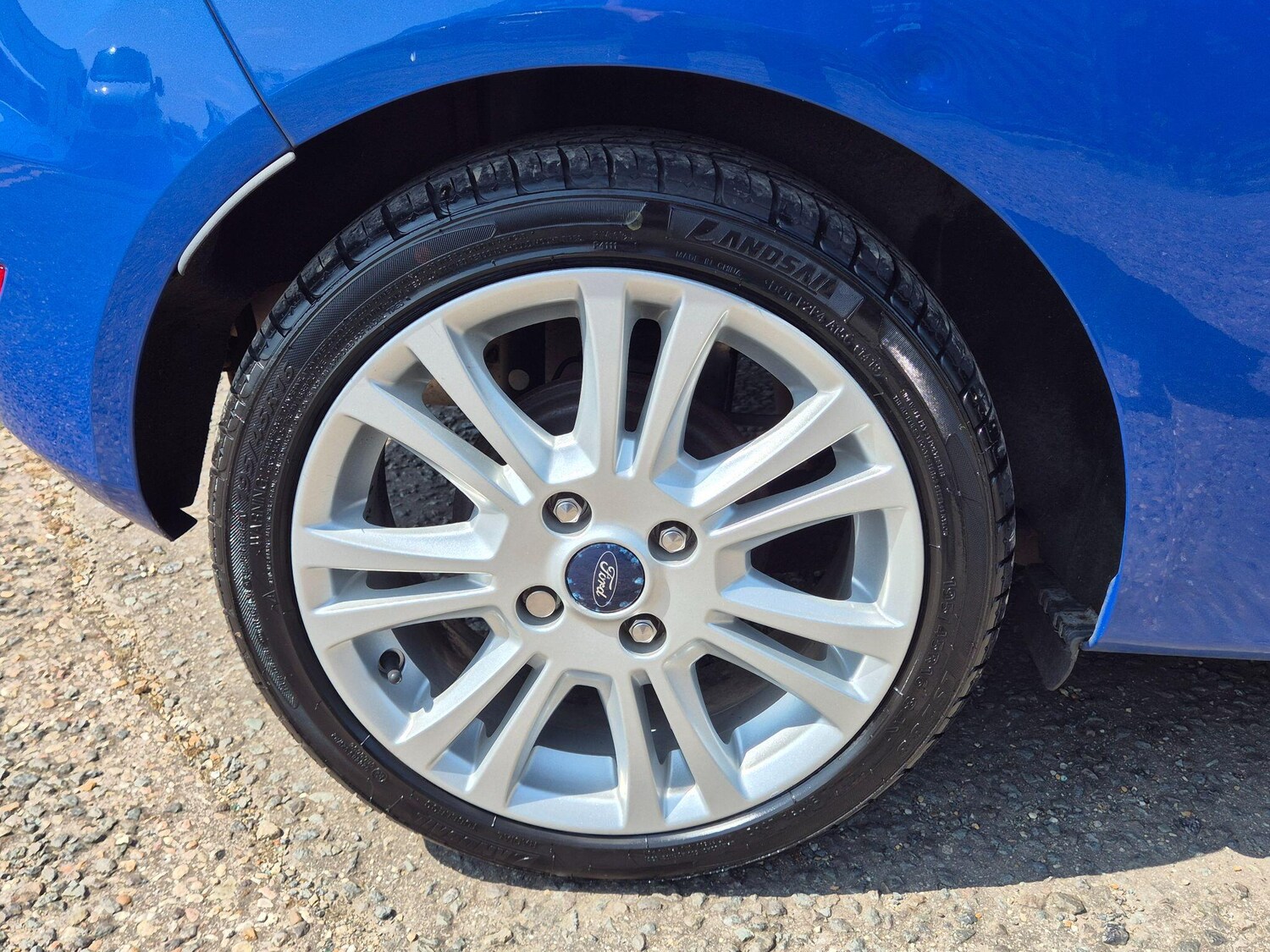 Used Ford Fiesta 2013 for sale - 76703705: Photo 12