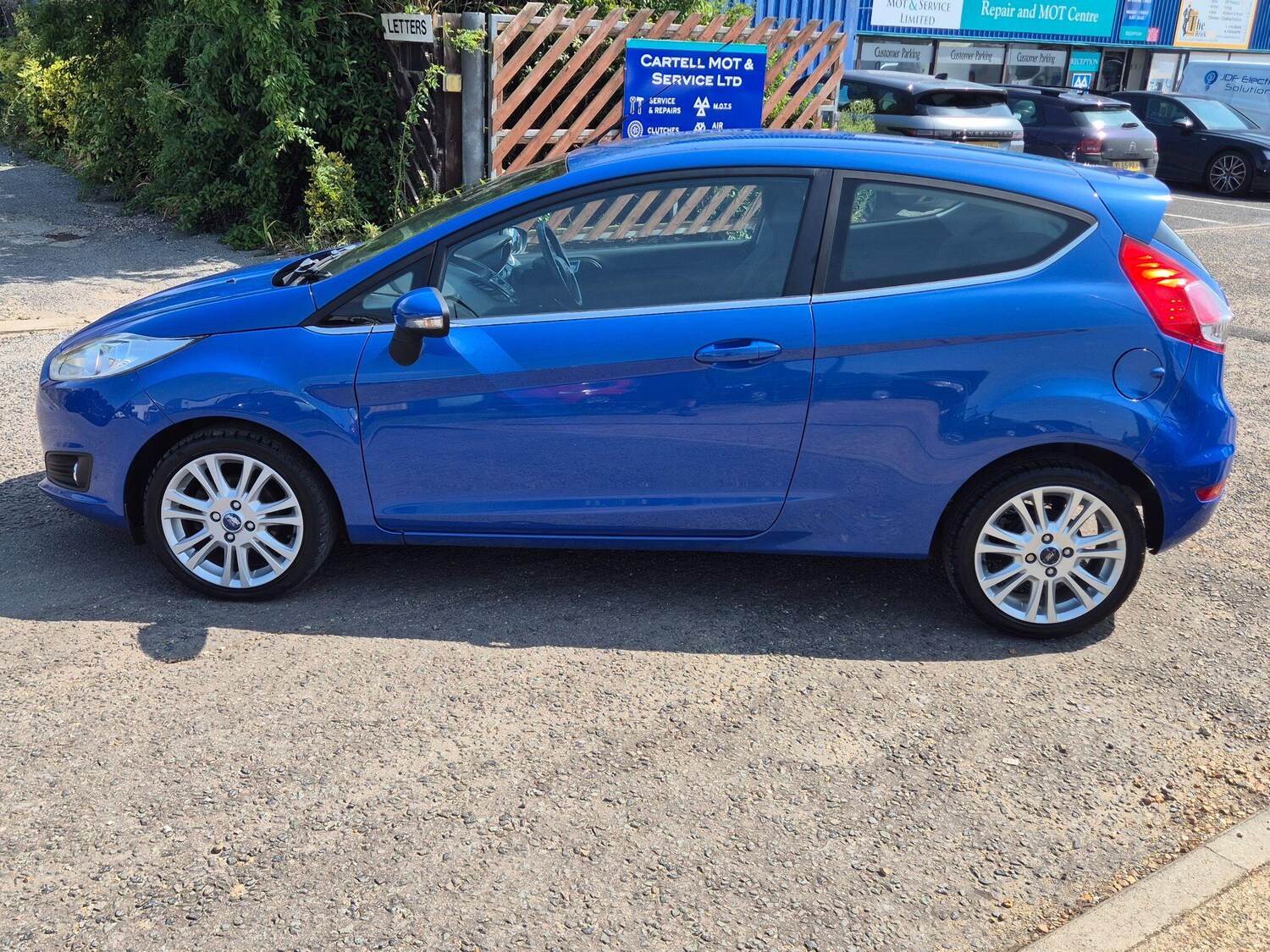 Used Ford Fiesta 2013 for sale - 76703705: Photo 8