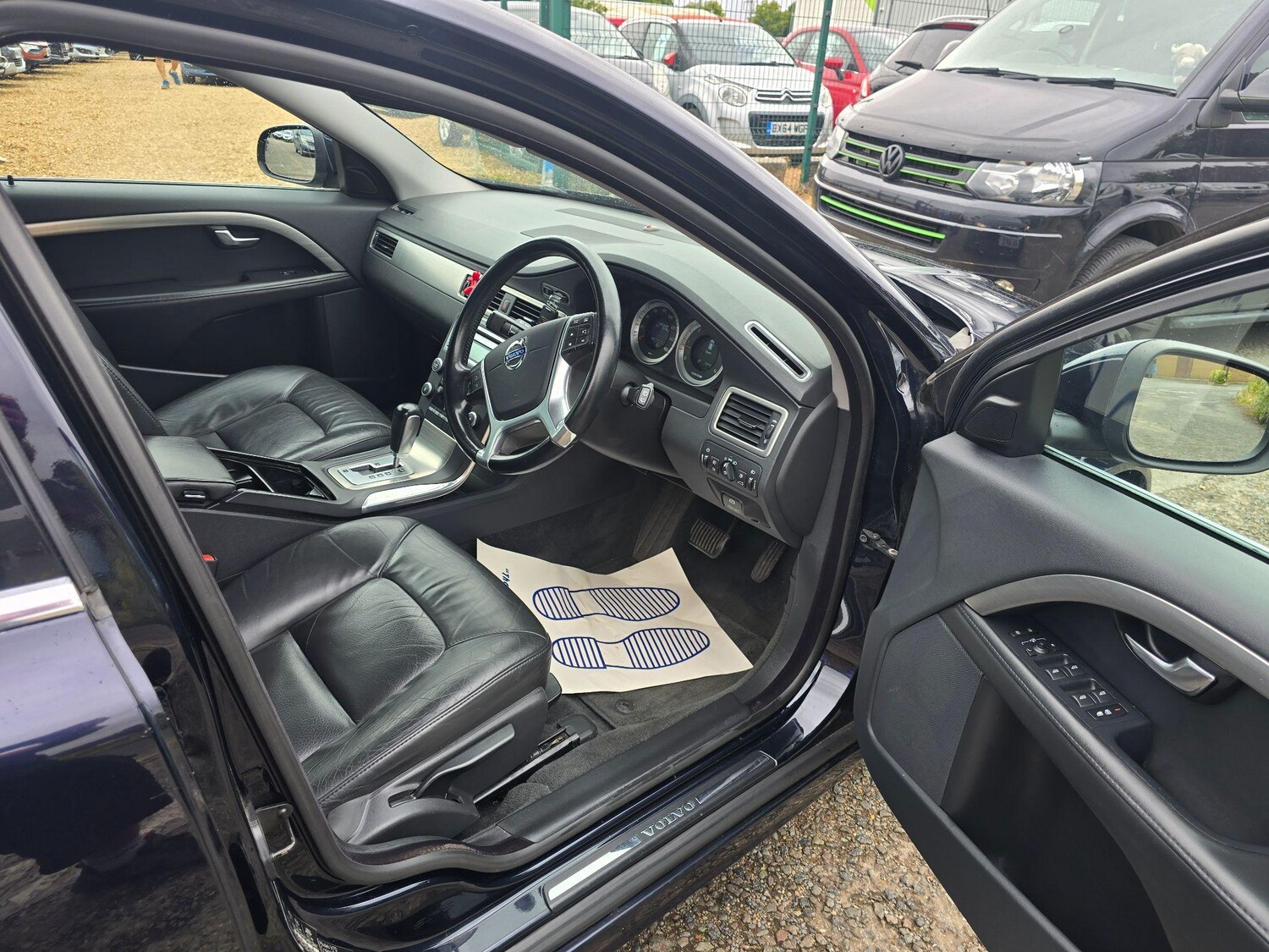 Used Volvo V70 2011 for sale - 76703701: Photo 11