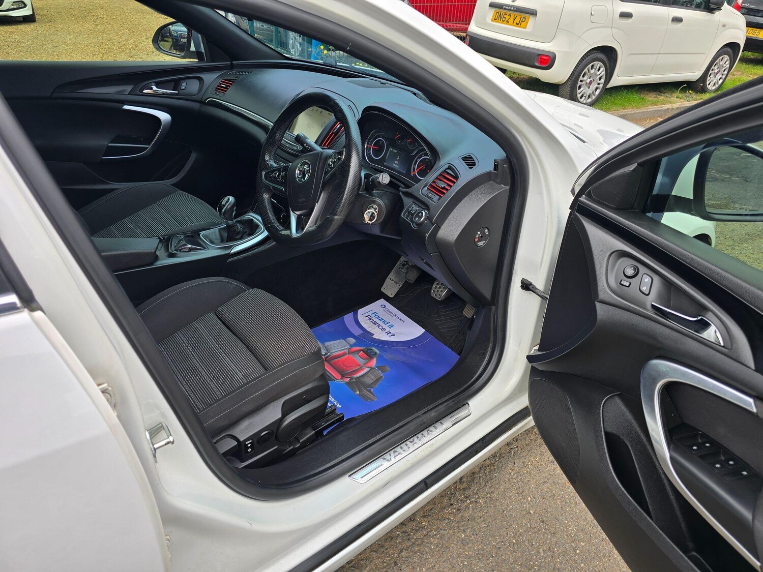 Used Vauxhall Insignia 2014 for sale - 76703675: Photo 9