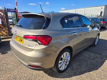 Used Fiat Tipo 2017 for sale - 76703688: Photo