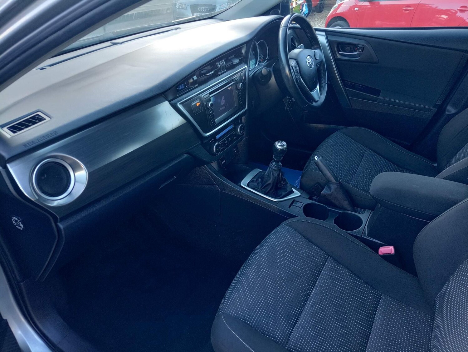 Used Toyota Auris 2014 for sale - 76703713: Photo 15