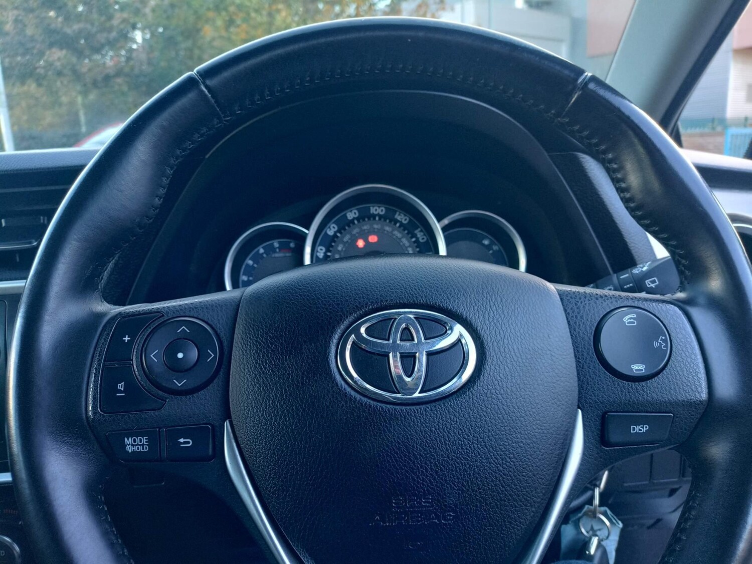 Used Toyota Auris 2014 for sale - 76703713: Photo 21