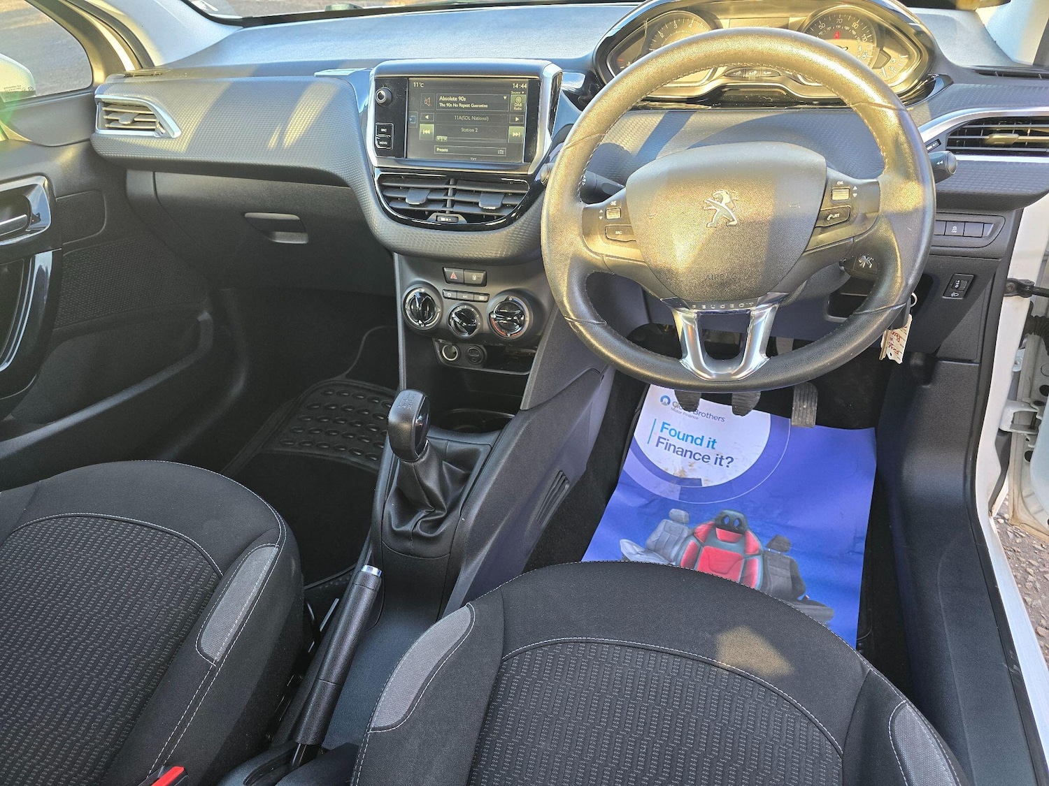 Used Peugeot 208 2016 for sale - 77174680: Photo 11