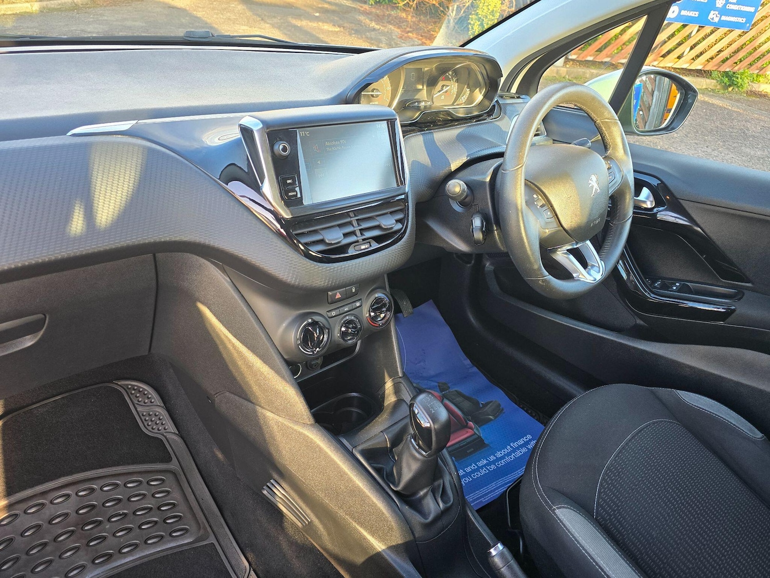 Used Peugeot 208 2016 for sale - 77174680: Photo 16