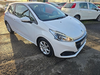 Peugeot 208 feature image