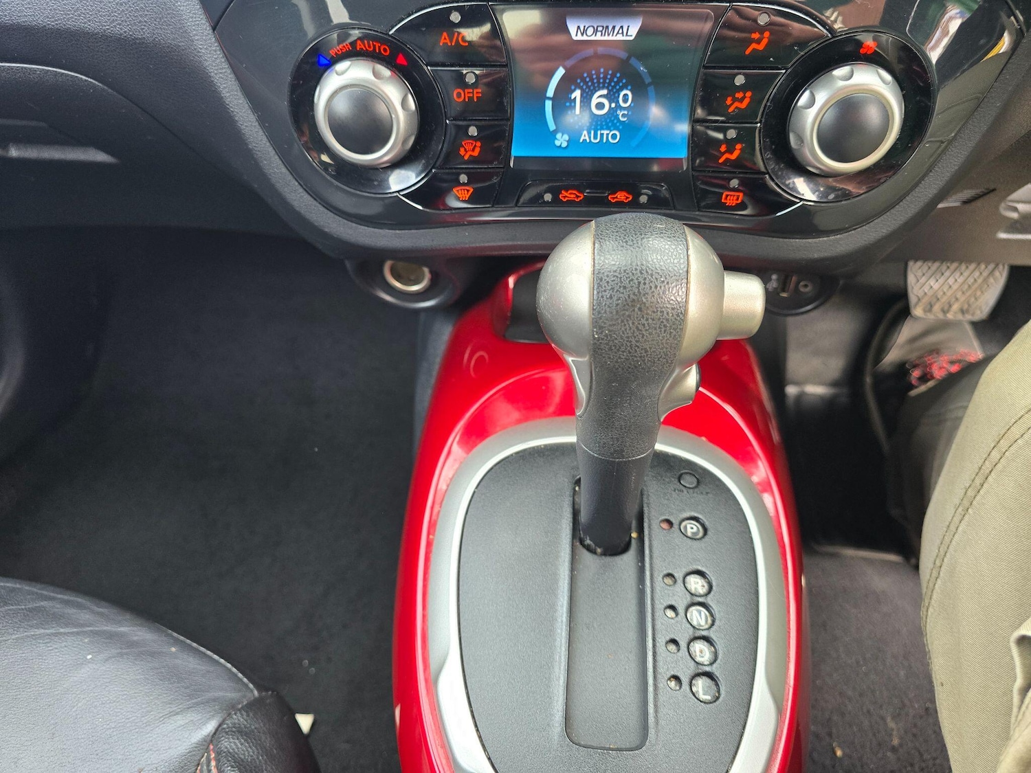 Used Nissan Juke 2012 for sale - 78185072: Photo 17