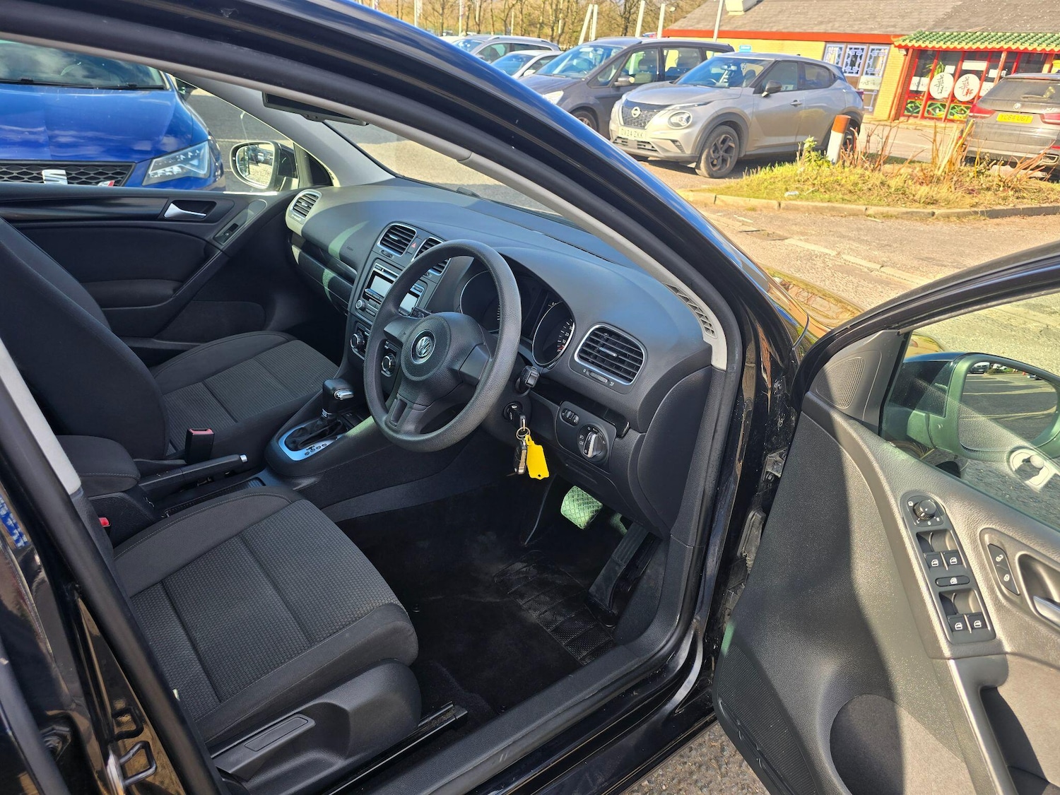 Used Volkswagen Golf 2009 for sale - 77839127: Photo 9