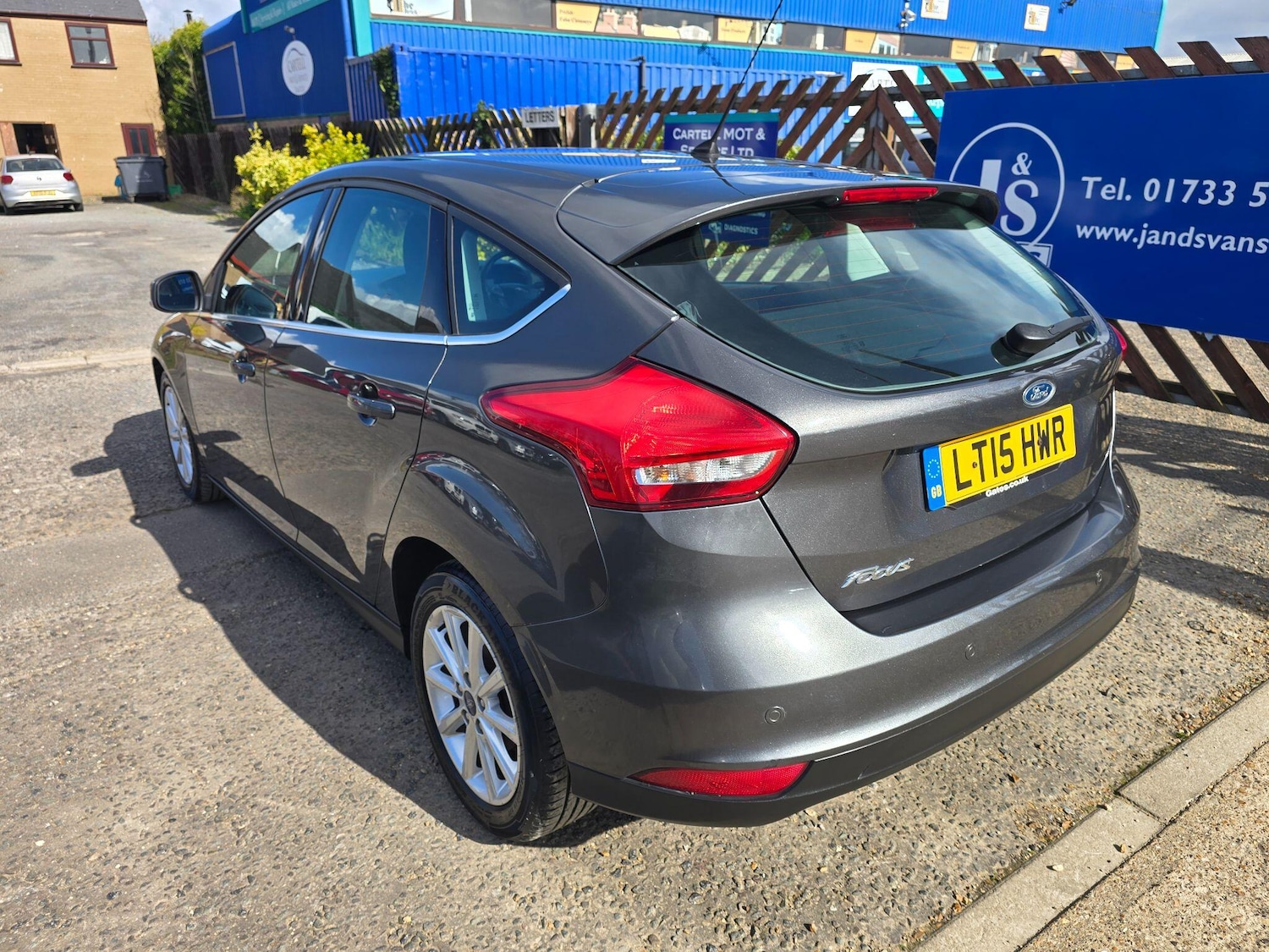 Used Ford Focus 2015 for sale - 78058238: Photo 5