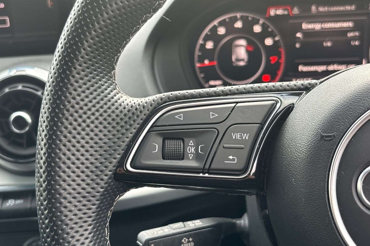 Used Audi Q2 2021 for sale - 76475799: Photo 16