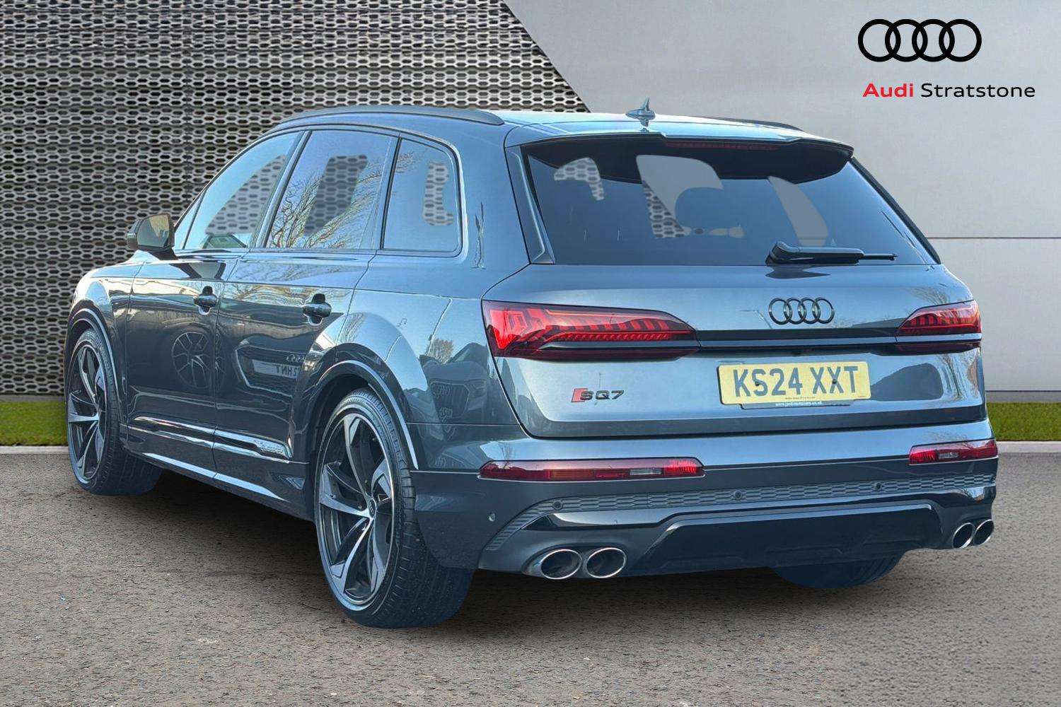 Used Audi Q7 2024 for sale - 76804758: Photo 3