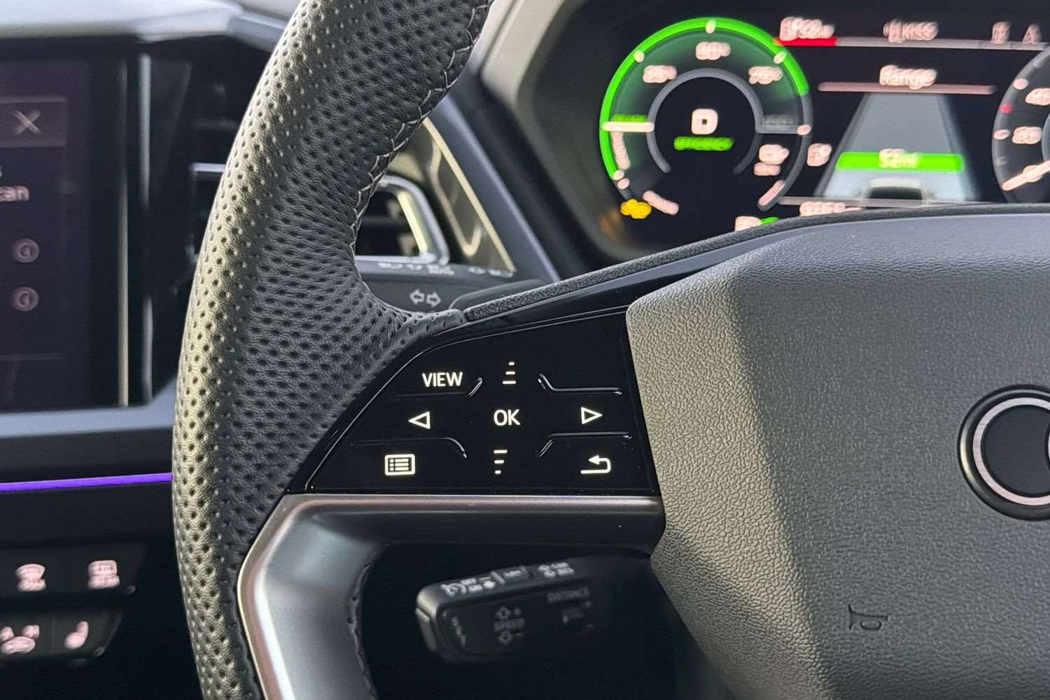 Used Audi Q6 e-tron 2025 for sale - 77093413: Photo 16