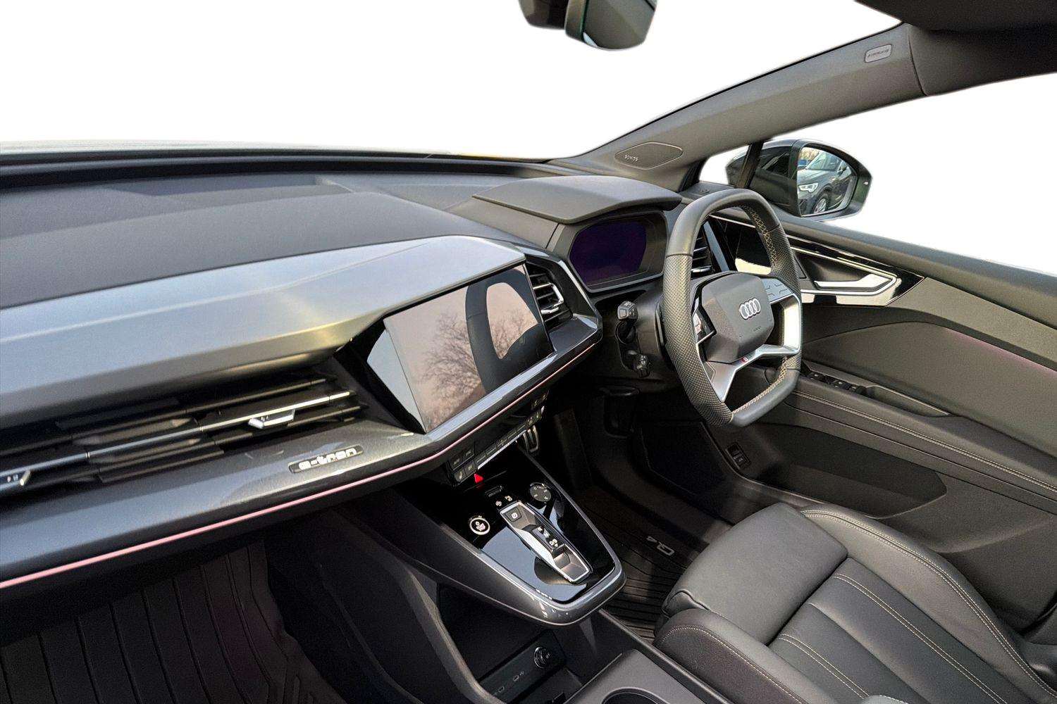 Used Audi Q6 e-tron 2025 for sale - 77093413: Photo 2