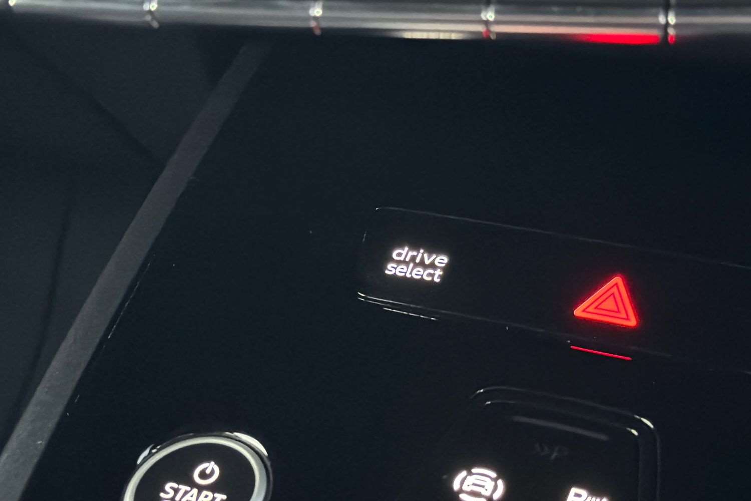 Used Audi Q6 e-tron 2025 for sale - 77093413: Photo 30