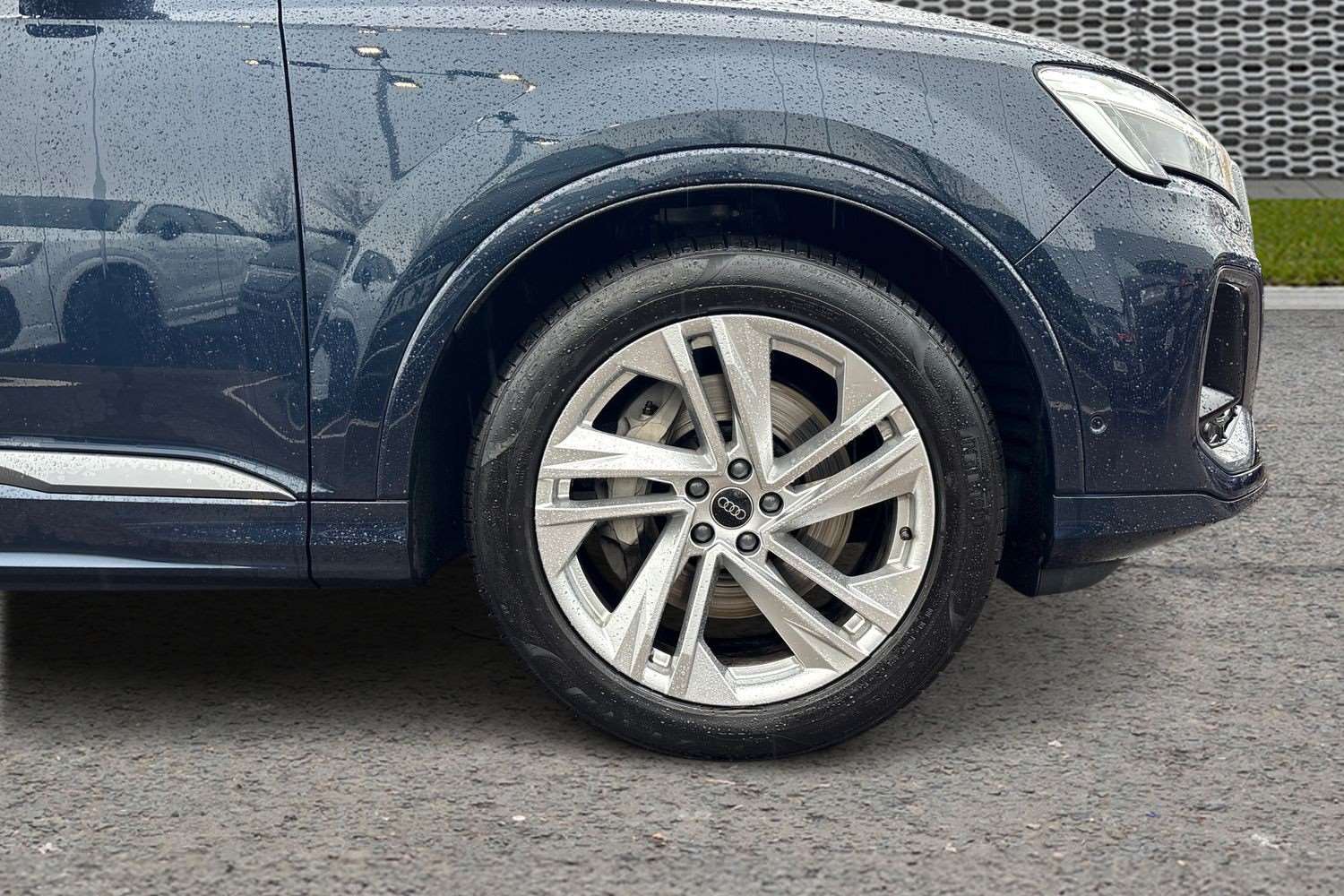 Used Audi Q7 2025 for sale - 76902415: Photo 11