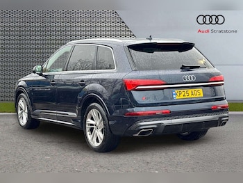 Used Audi Q7 2025 for sale - 76902415: Photo