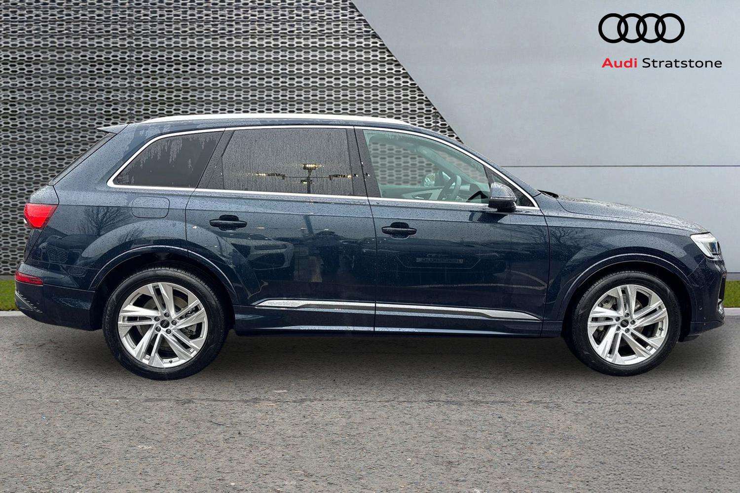 Used Audi Q7 2025 for sale - 76902415: Photo 4