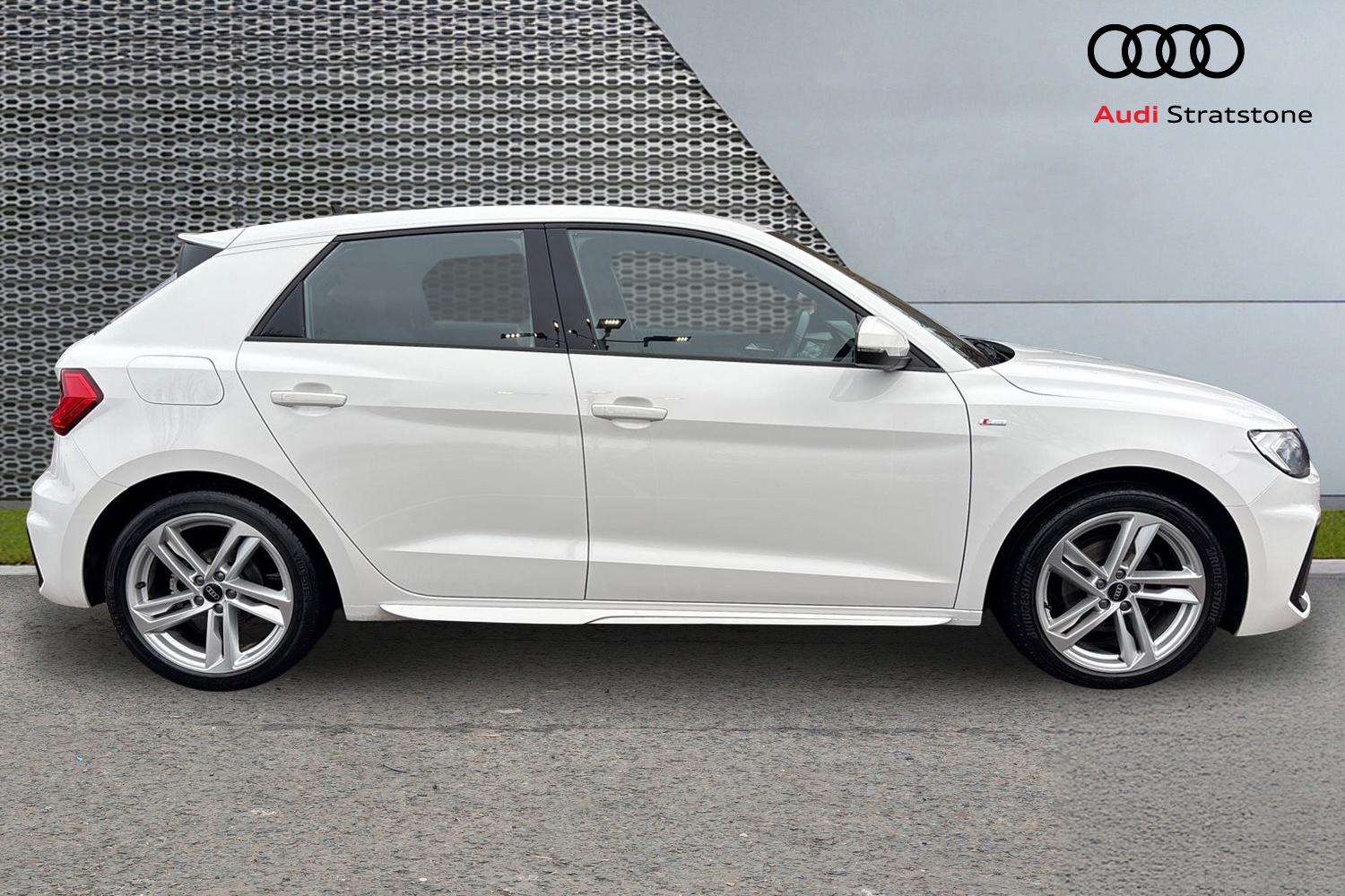 Used Audi A1 2023 for sale - 77044031: Photo 4