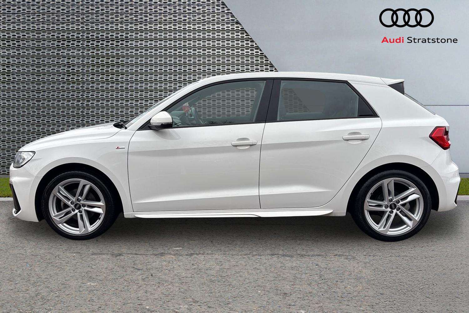 Used Audi A1 2023 for sale - 77044031: Photo 8