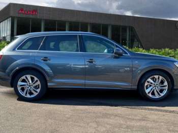 Used Audi Q7 2023 for sale - 75390531: Photo