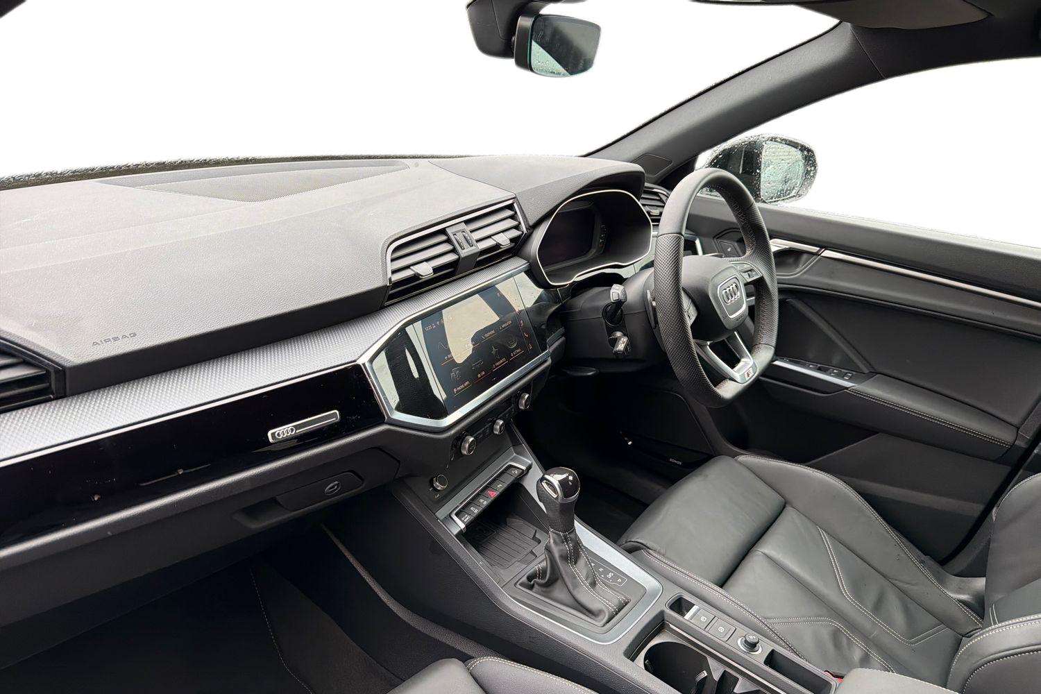 Used Audi Q3 2025 for sale - 76170054: Photo 2