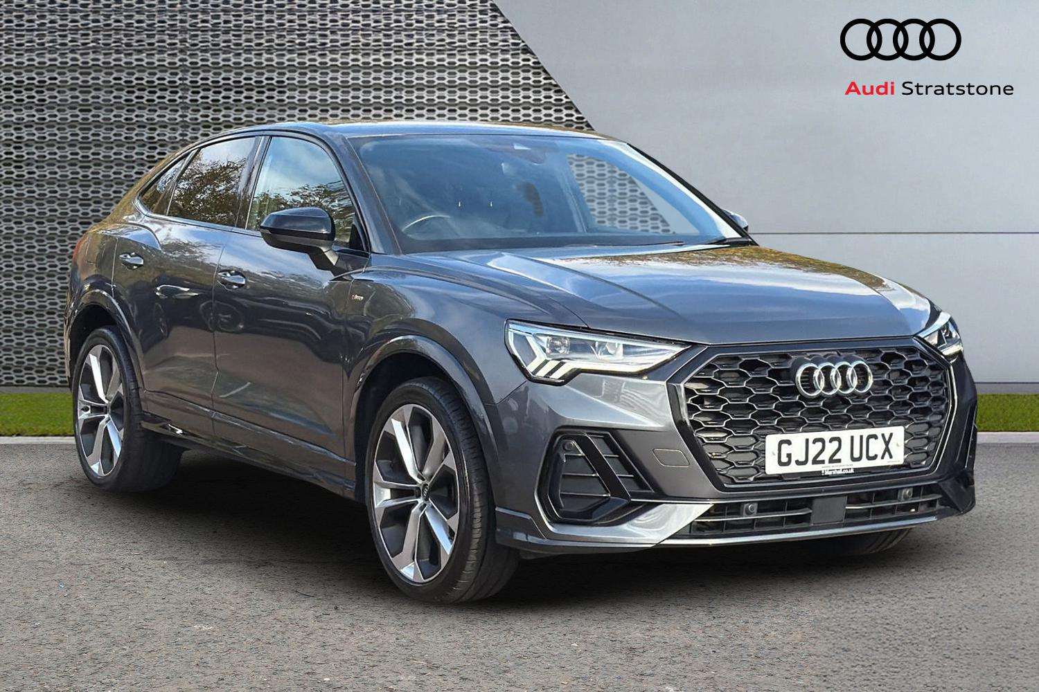 Used Audi Q3 2022 for sale - 76156317: Photo 1