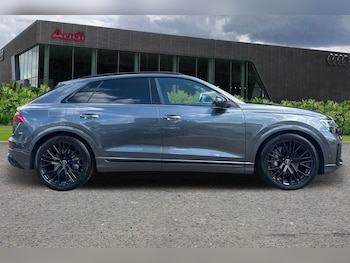 Used Audi Q8 2025 for sale - 77648893: Photo
