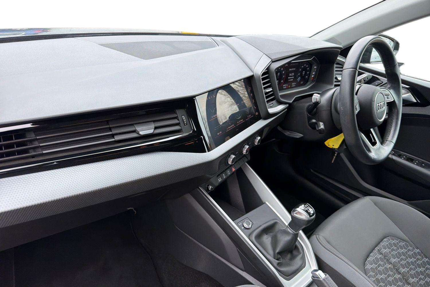 Used Audi A1 for sale - 78104542: Photo 2