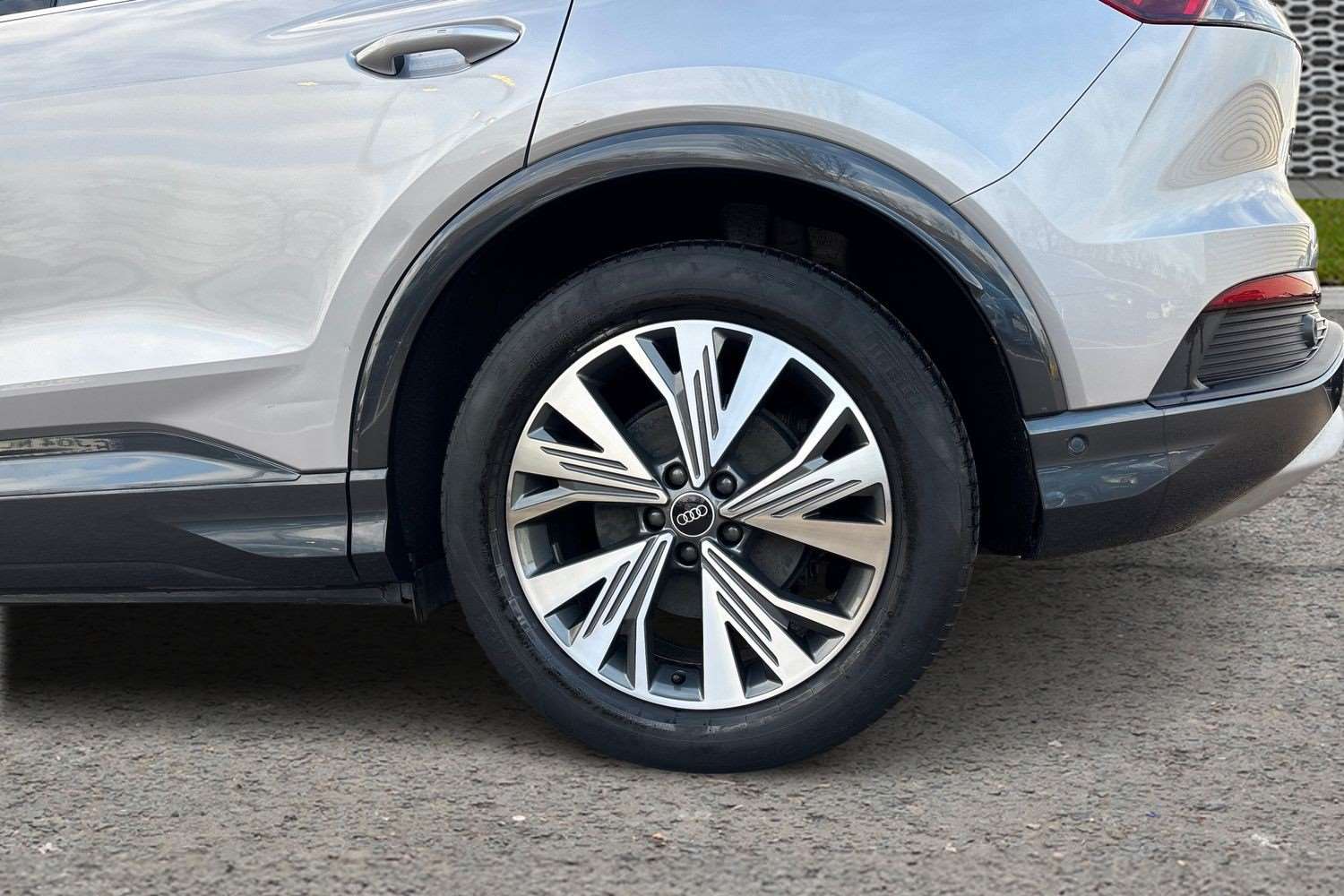 Used Audi Q4 e-tron 2023 for sale - 76624635: Photo 10