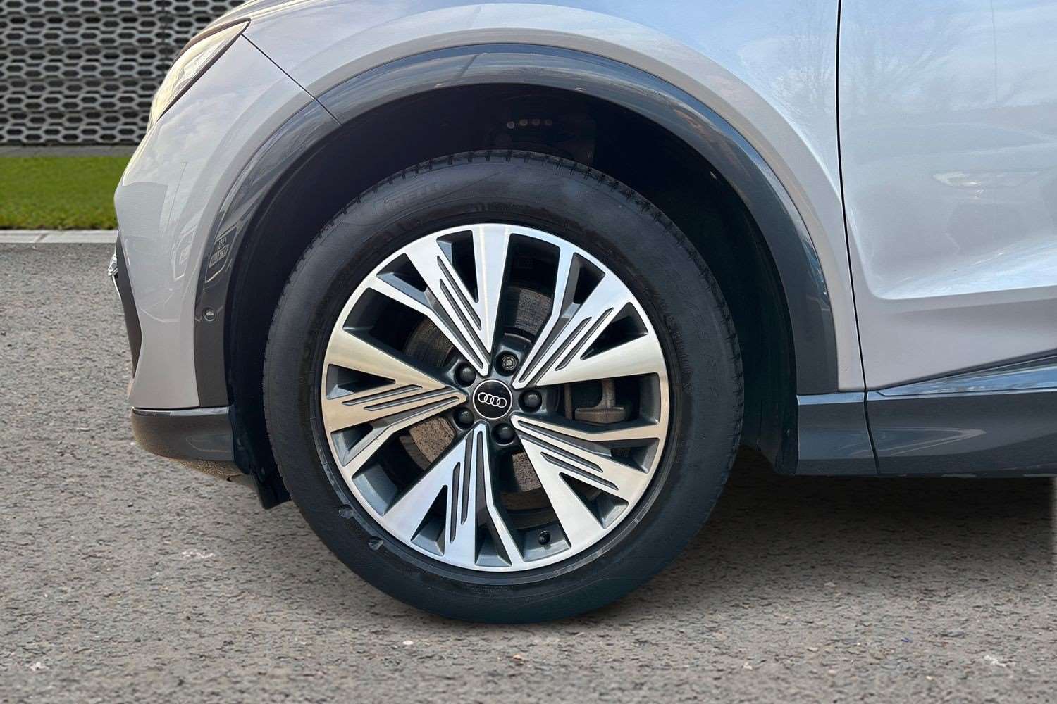 Used Audi Q4 e-tron 2023 for sale - 76624635: Photo 11