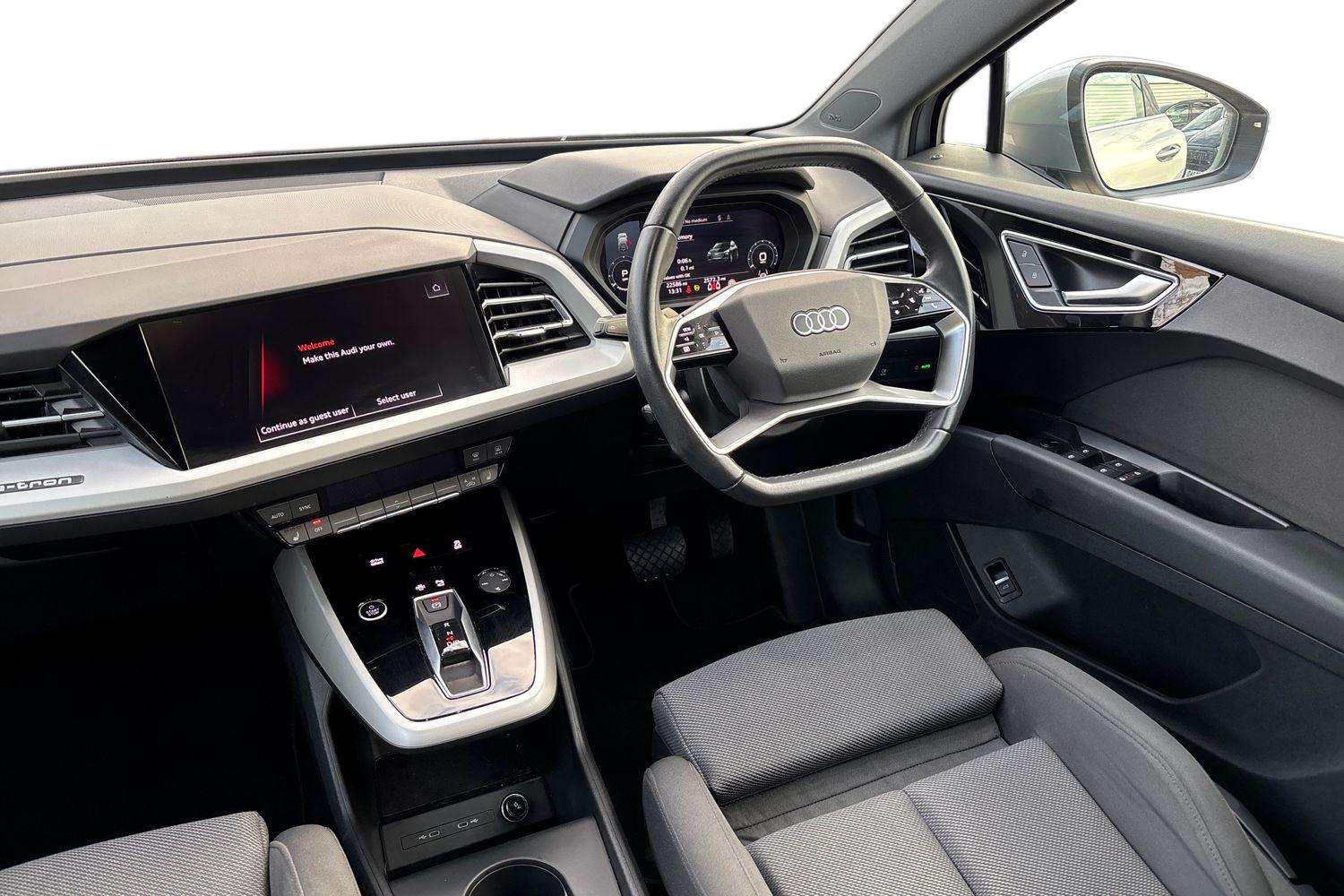 Used Audi Q4 e-tron 2023 for sale - 76624635: Photo 2