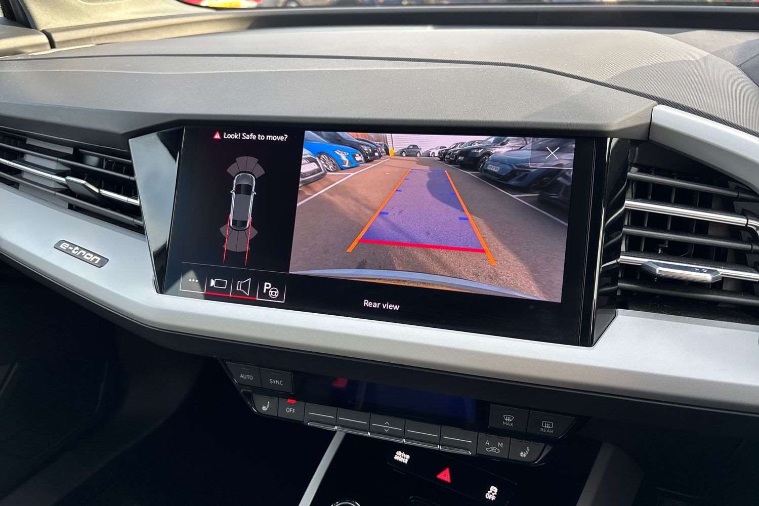 Used Audi Q4 e-tron 2023 for sale - 76624635: Photo 26