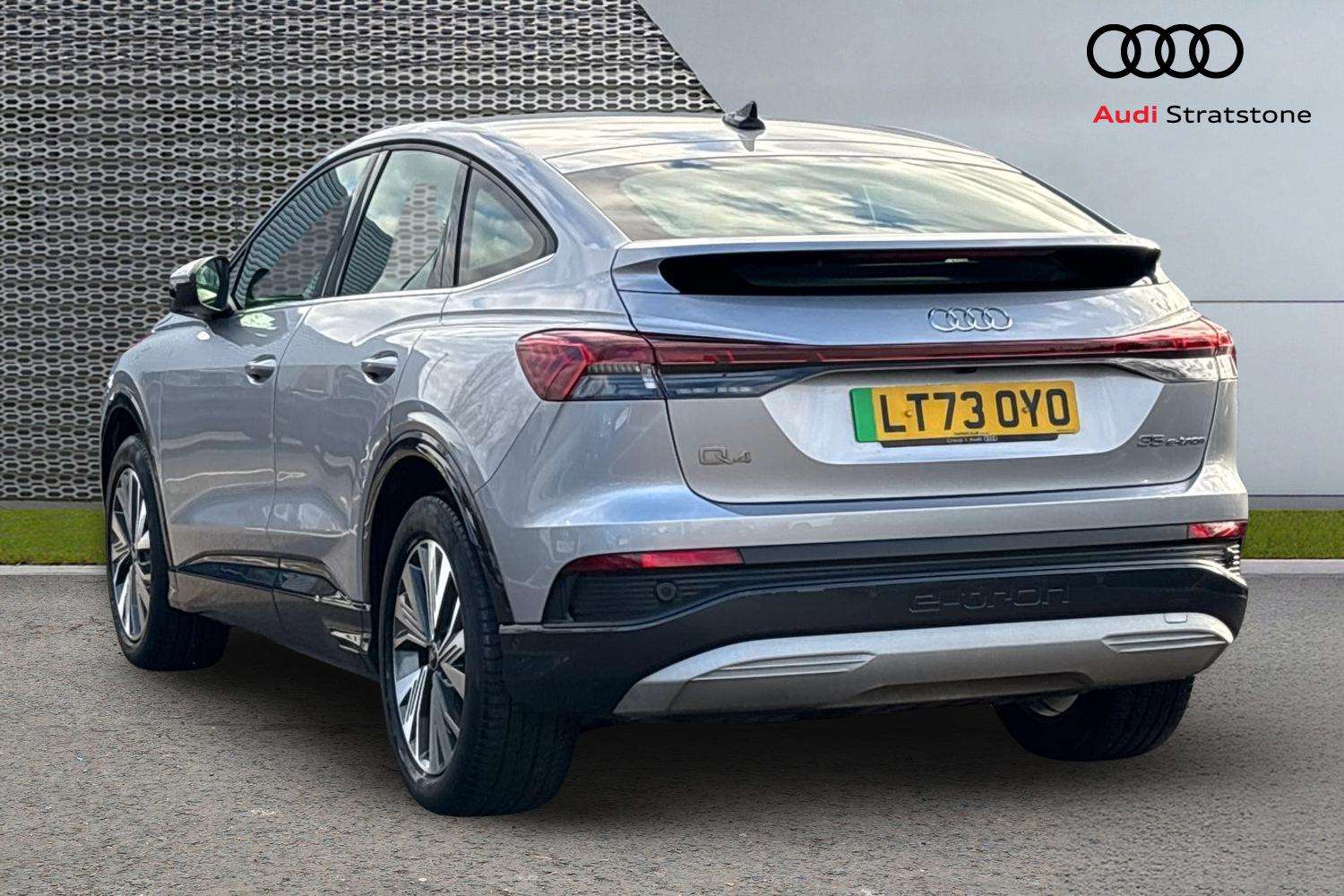 Used Audi Q4 e-tron 2023 for sale - 76624635: Photo 3