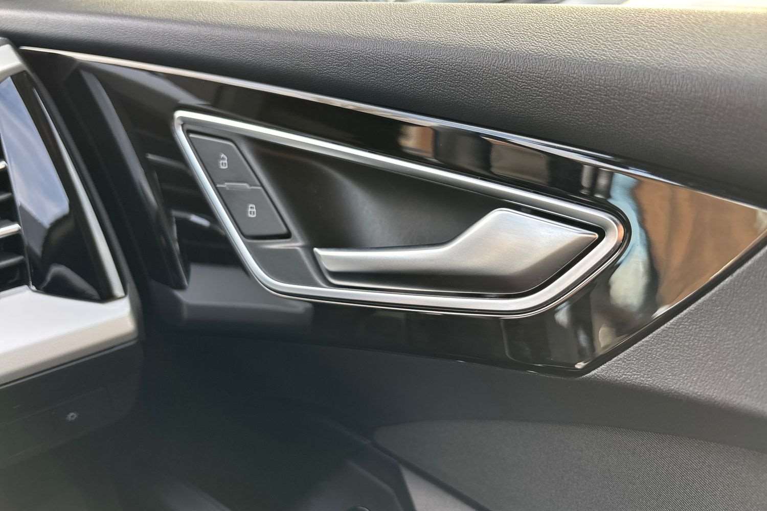 Used Audi Q4 e-tron 2023 for sale - 76624635: Photo 34