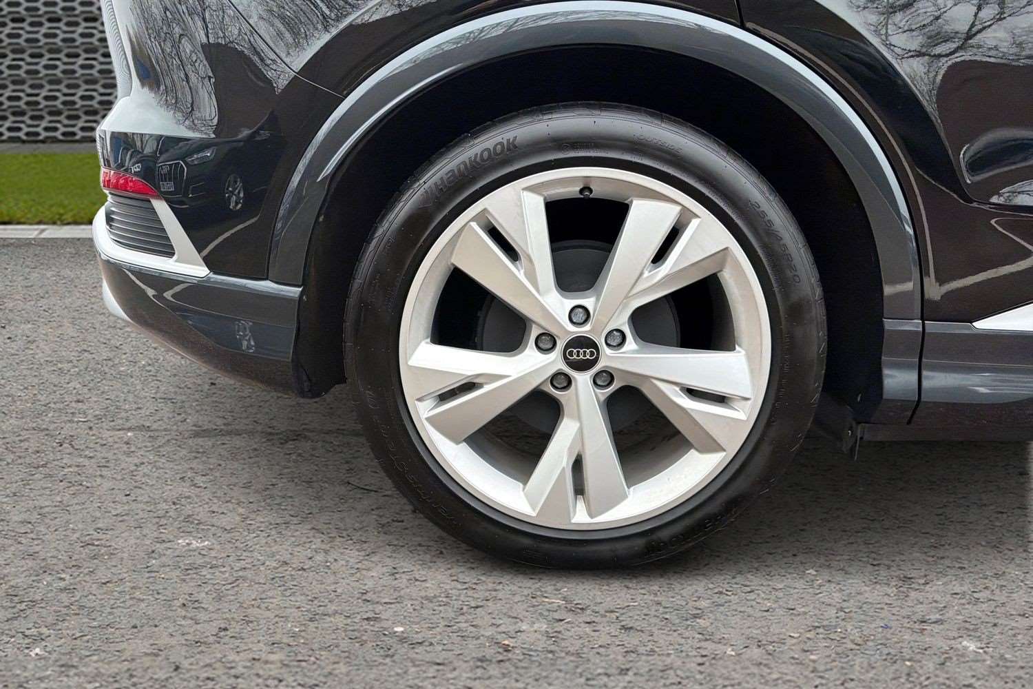 Used Audi Q4 e-tron 2024 for sale - 77044175: Photo 11