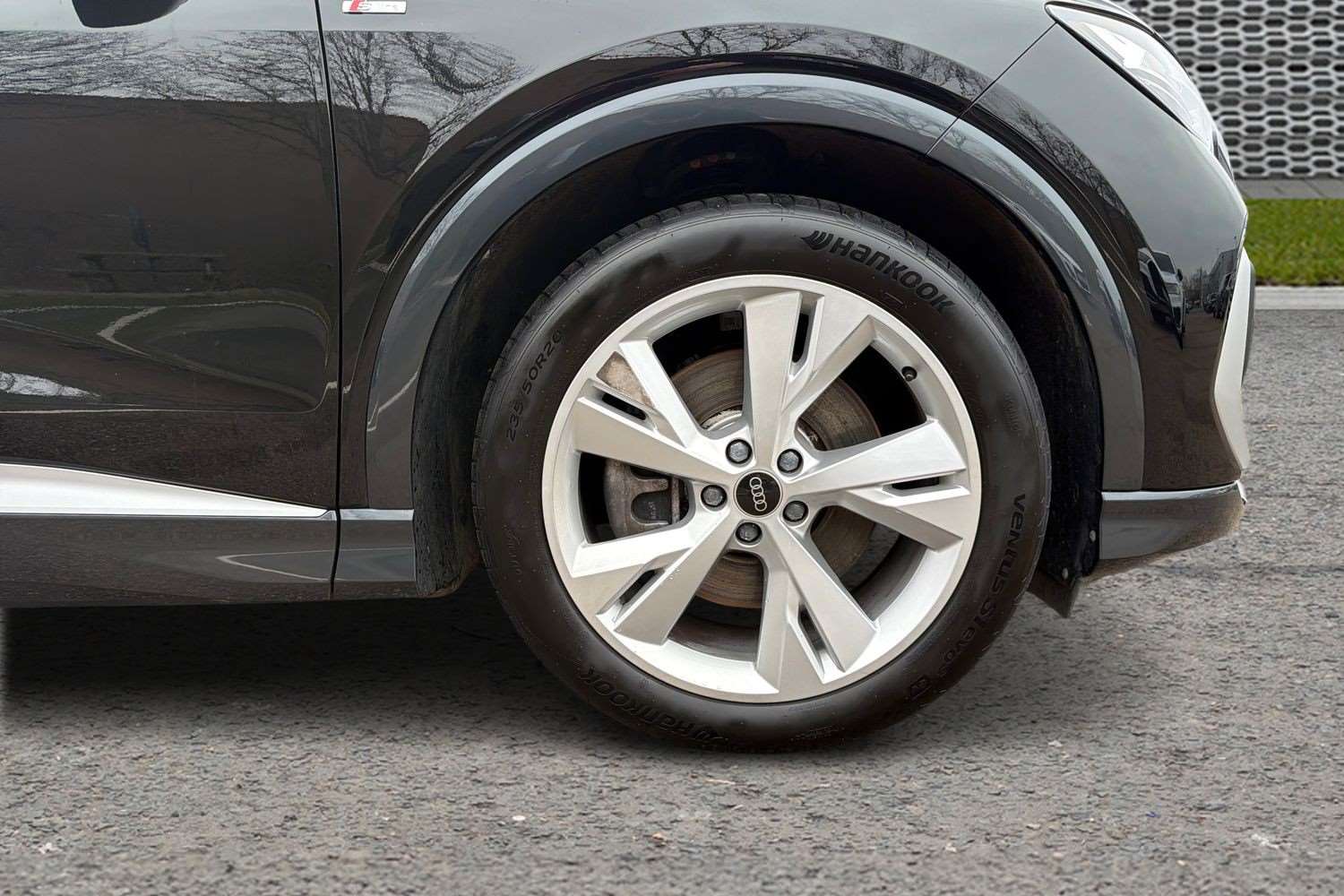 Used Audi Q4 e-tron 2024 for sale - 77044175: Photo 5