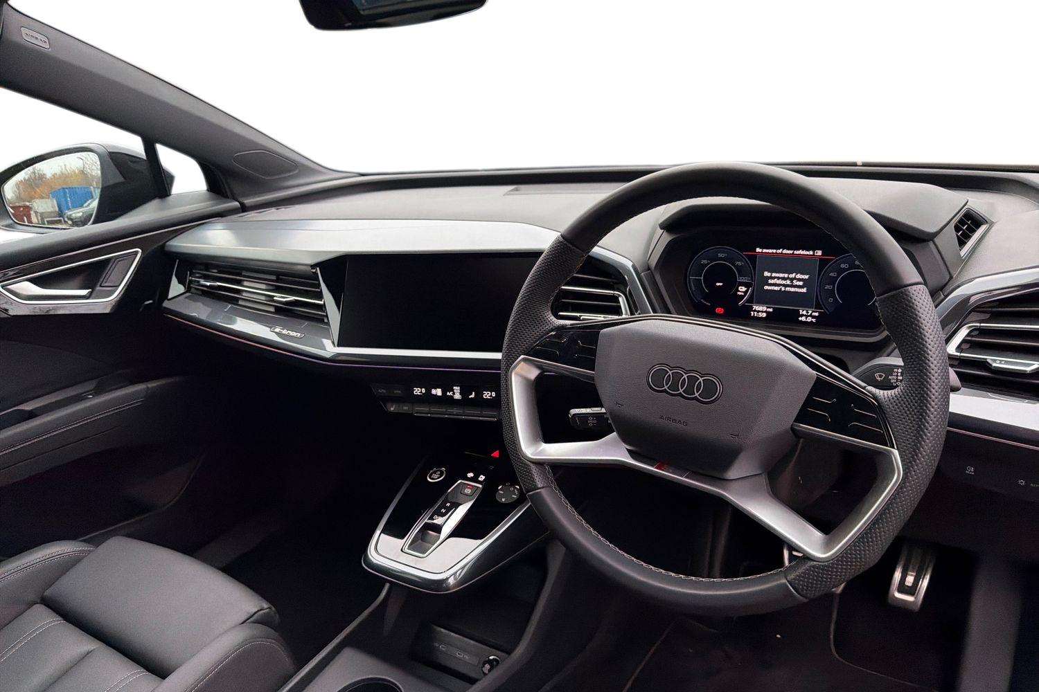 Used Audi Q4 e-tron 2024 for sale - 77044175: Photo 6