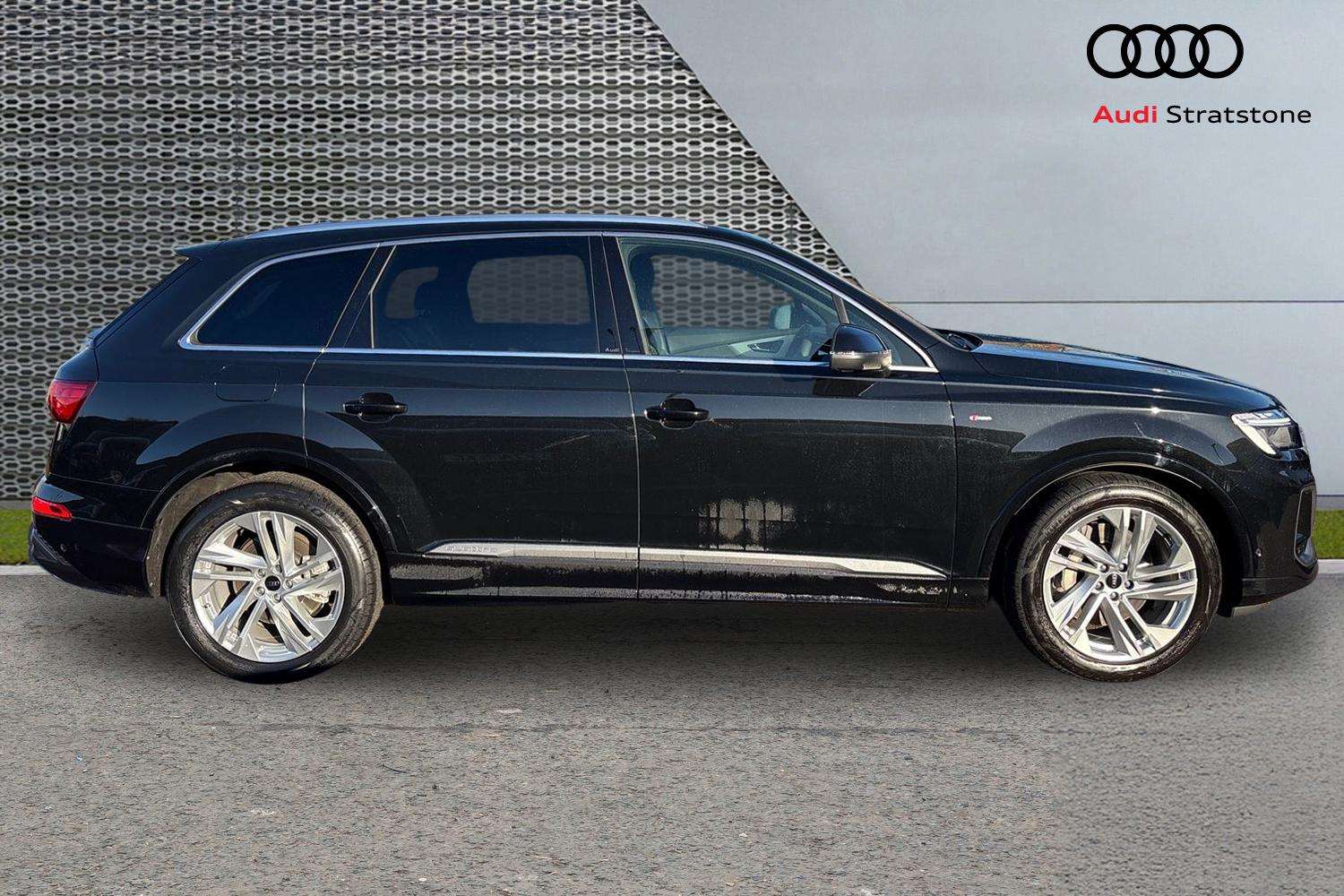 Used Audi Q7 2025 for sale - 76804996: Photo 4