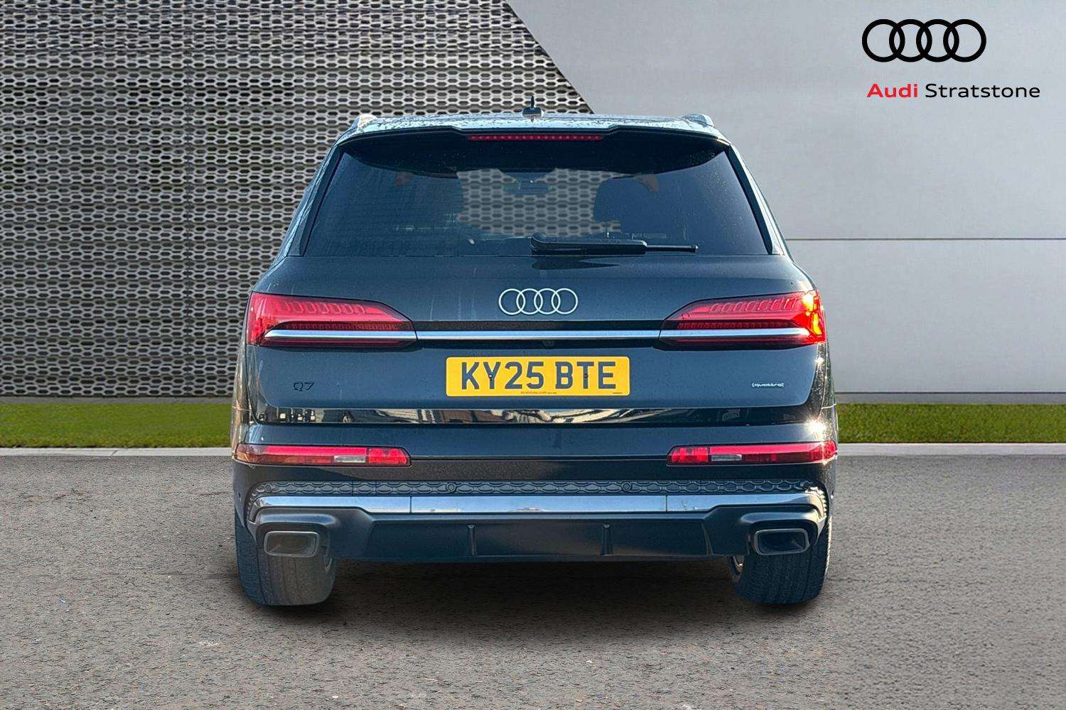 Used Audi Q7 2025 for sale - 76804996: Photo 7