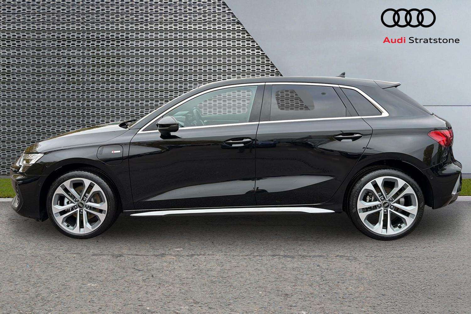 Used Audi A3 2025 for sale - 77076641: Photo 8