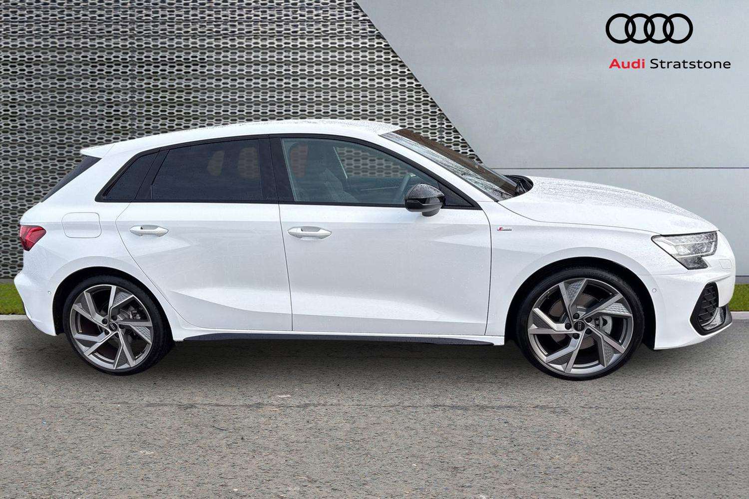 Used Audi A3 2025 for sale - 76553237: Photo 4