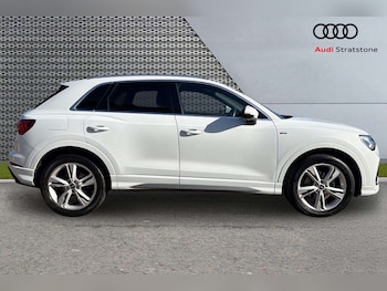 Used Audi Q3 2023 for sale - 79227572: Photo