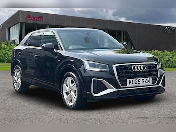 Audi - Q2