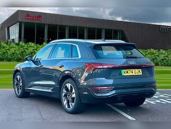 Used Audi Q8 2024 for sale - 74717097: Photo