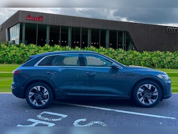 Used Audi Q8 2024 for sale - 74717097: Photo