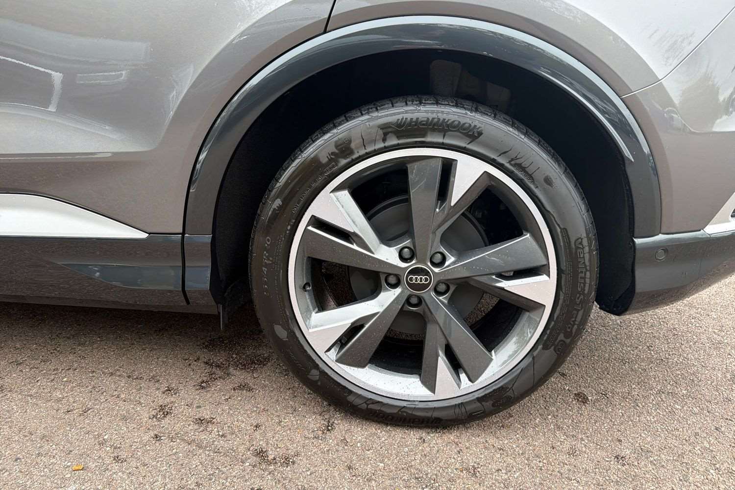 Used Audi Q4 e-tron 2025 for sale - 76401412: Photo 10