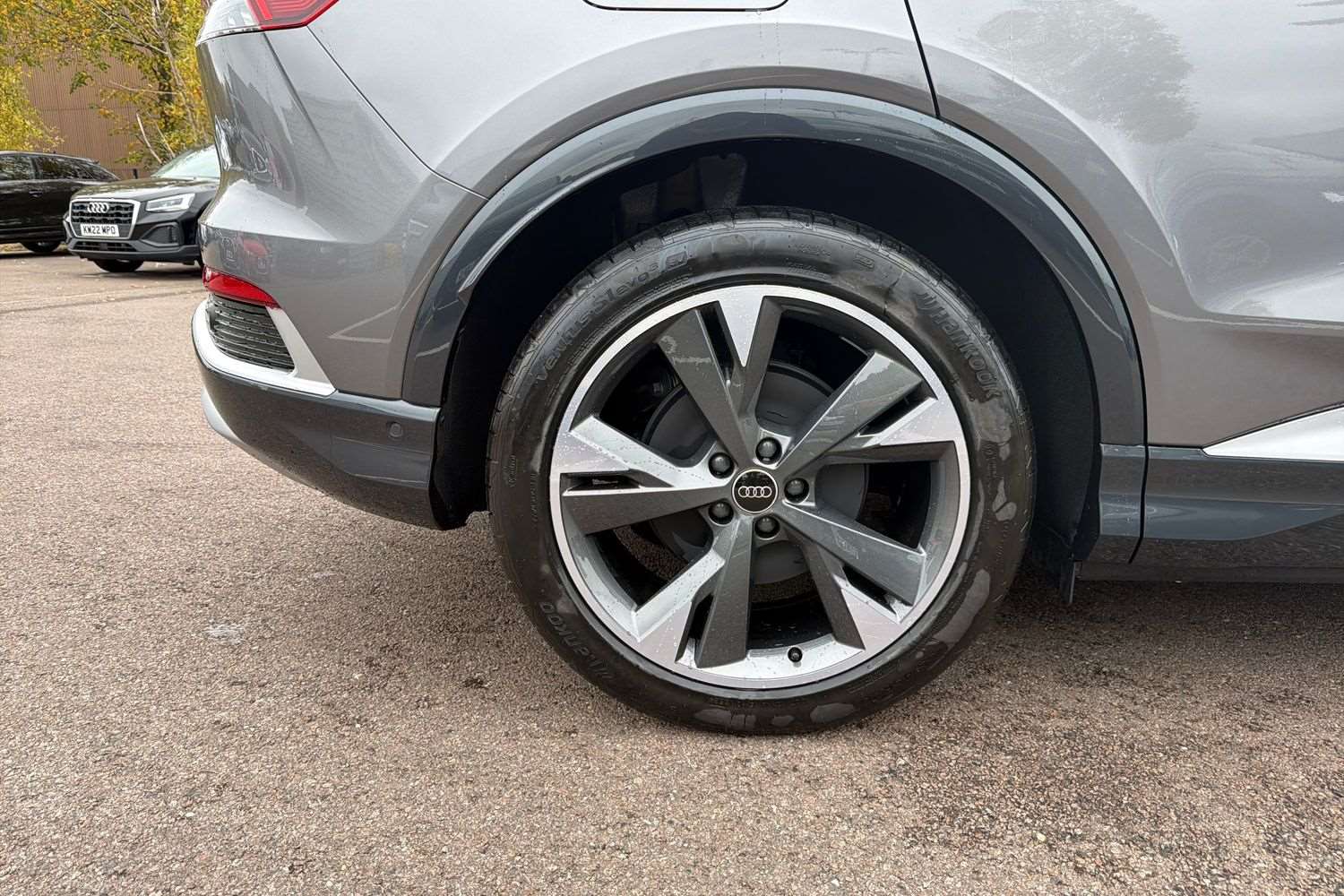 Used Audi Q4 e-tron 2025 for sale - 76401412: Photo 11